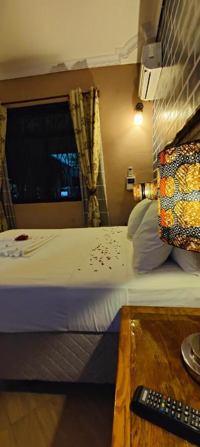 Paradiso Hotels & Resorts Dar es Salaam Exterior photo