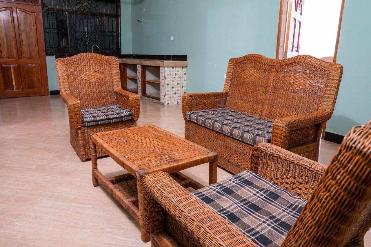 Paradiso Hotels & Resorts Dar es Salaam Exterior photo
